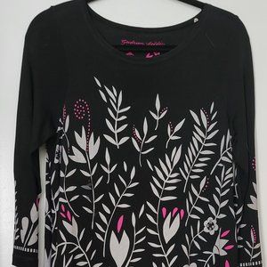 Gundrun Black with pink and white pattern Size Small